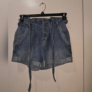 Hollister Curvy Ultra High Rise Mom Shorts Tie Front Size 3/26